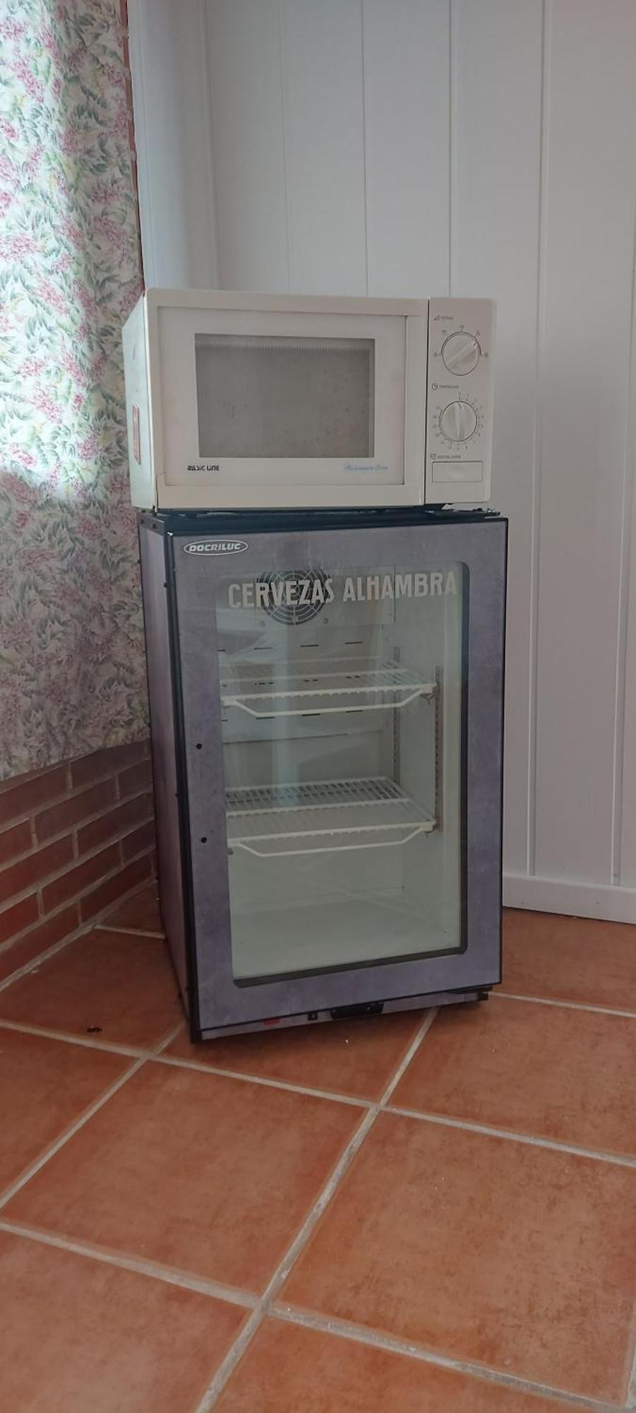 Habitacion,Piscina Y Jardin Azuqueca de Henares Εξωτερικό φωτογραφία