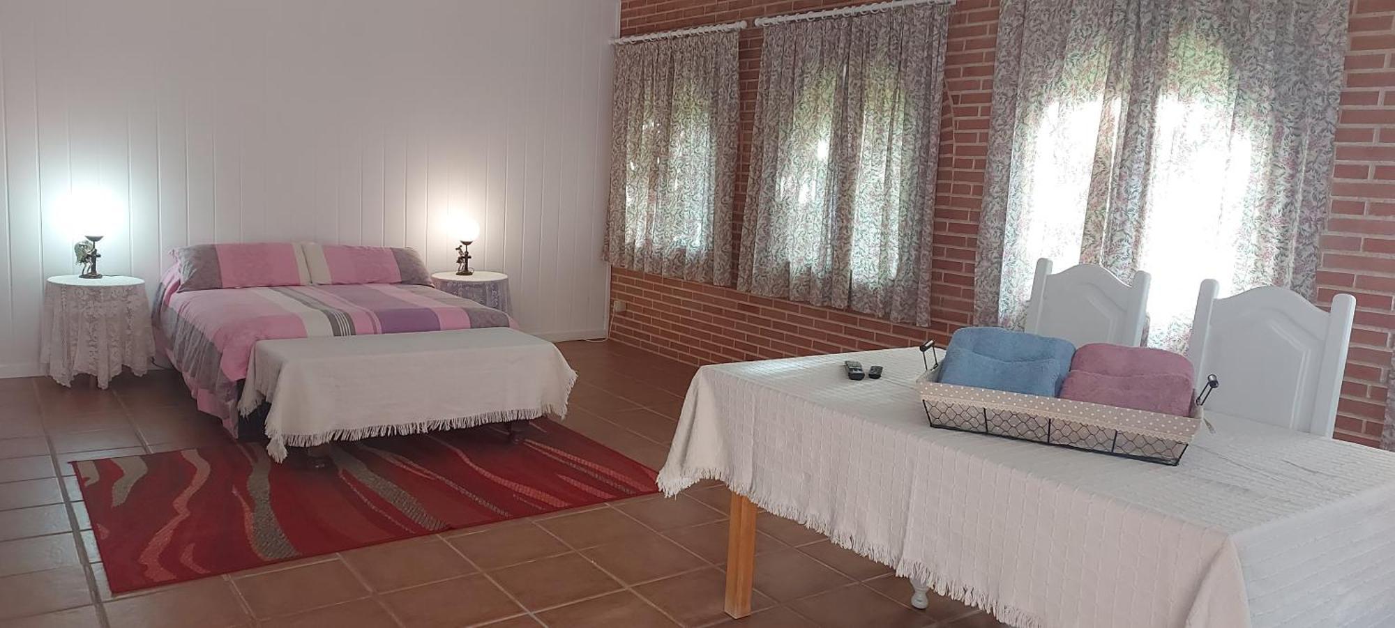 Habitacion,Piscina Y Jardin Azuqueca de Henares Εξωτερικό φωτογραφία
